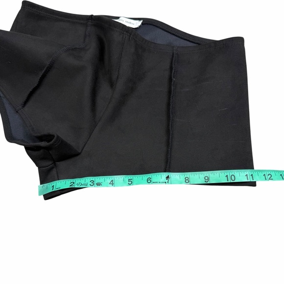 10/$25🦋 Cherry Mellow Black Faux Suede Mid Rise Hot Shorts - Size Large - Picture 10 of 10